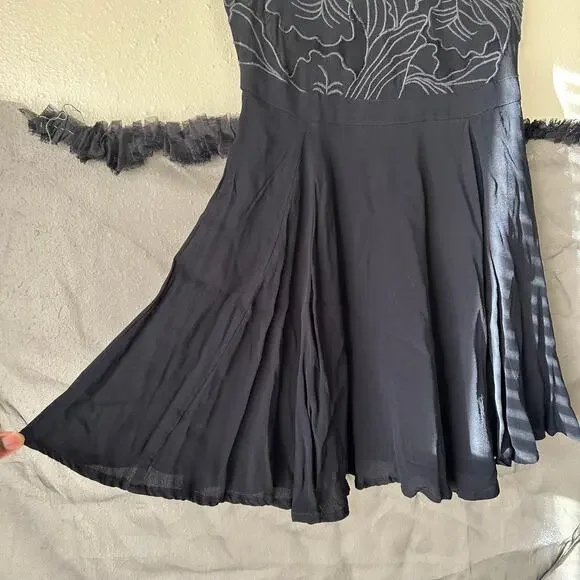 🥶 Lovers and Friends Black Wildfire Mini Dress Size Small - Picture 5 of 10
